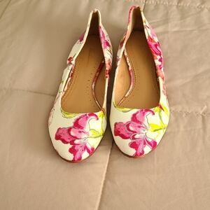 Brooks Brothers White Canvas Ballet Flats with Pink Floral Print  NWOT